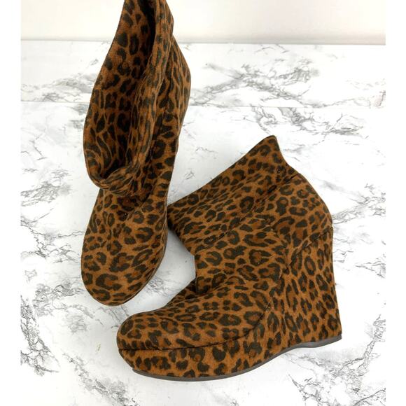 Gianni Bini Brown Leopard Print Slouch Wedge Ankle Boots 7.5 women's - Picture 1 of 6